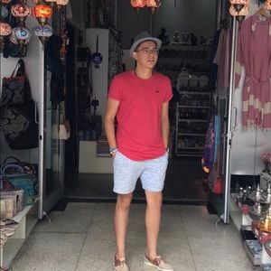 Meet your Posher, Pierre